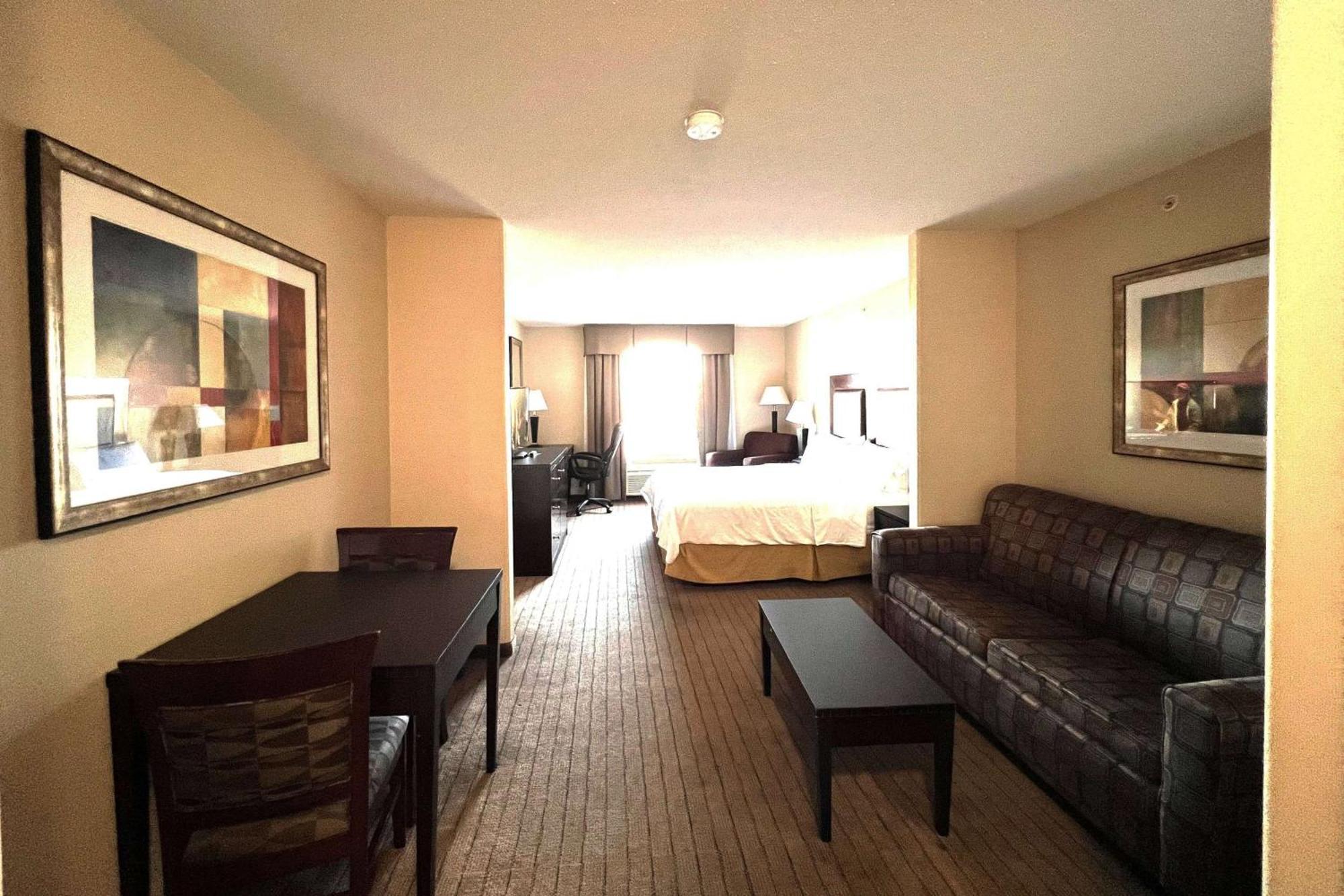 Ramada By Wyndham Prince Albert Extérieur photo