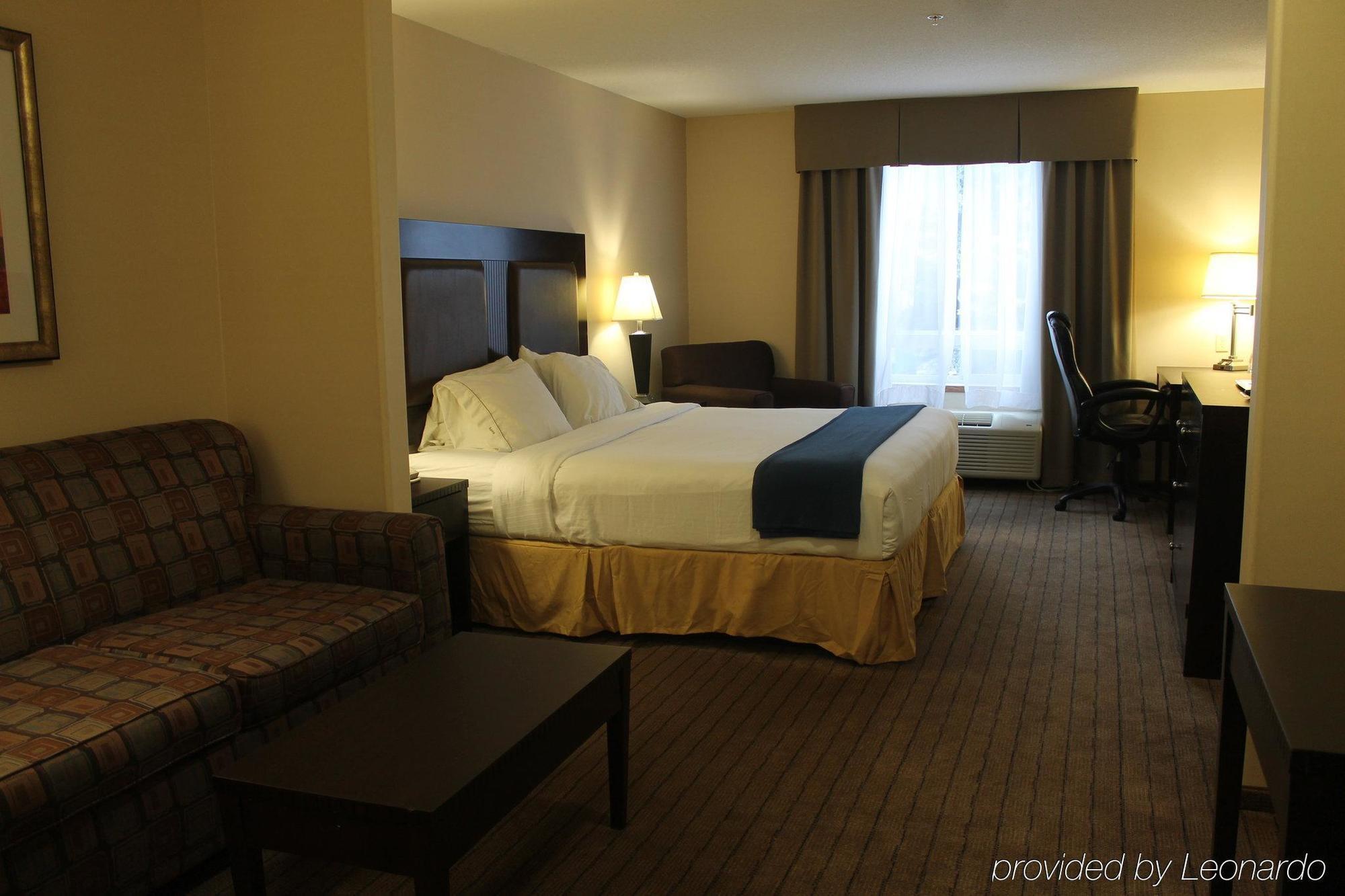 Ramada By Wyndham Prince Albert Extérieur photo