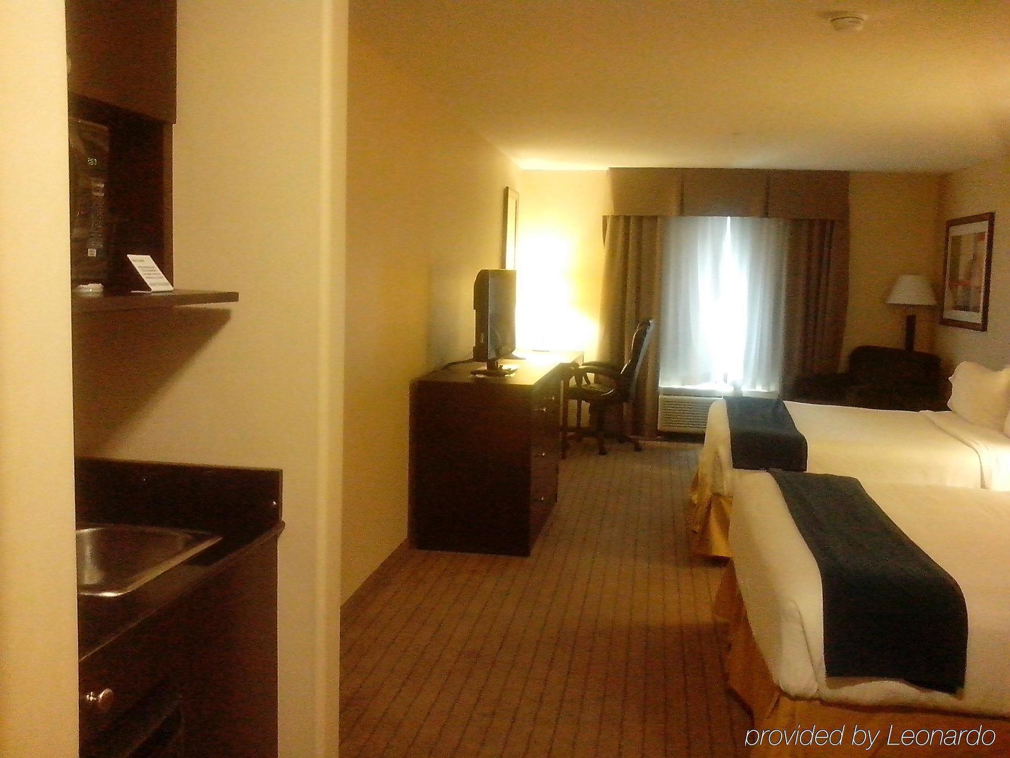 Ramada By Wyndham Prince Albert Extérieur photo